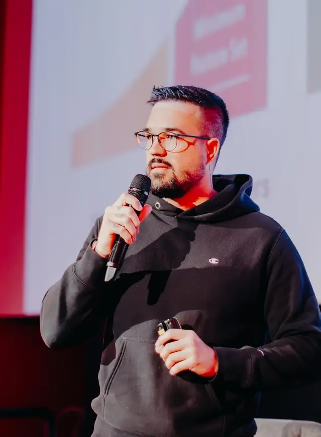 Bruno, CEO